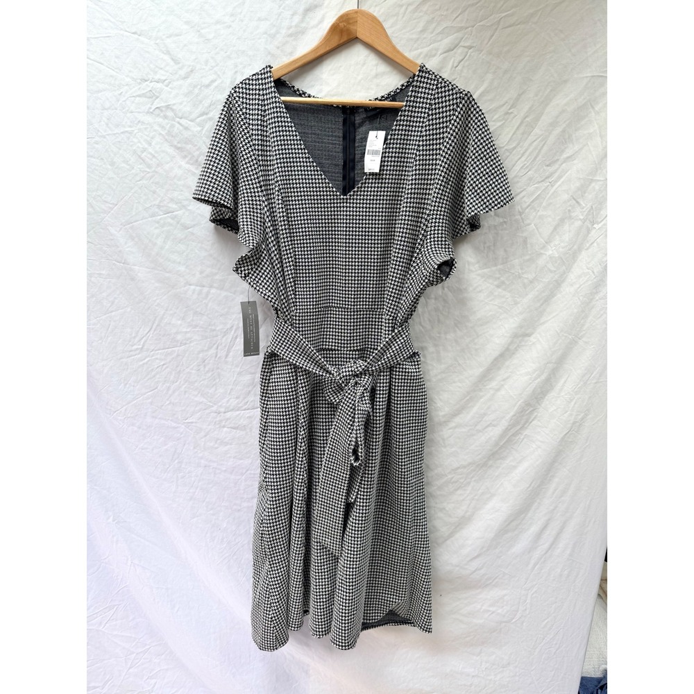 Lane Bryant Women Plus 22 24 Houndstooth VNeck Flutter Sleeve Belted Flare Dress